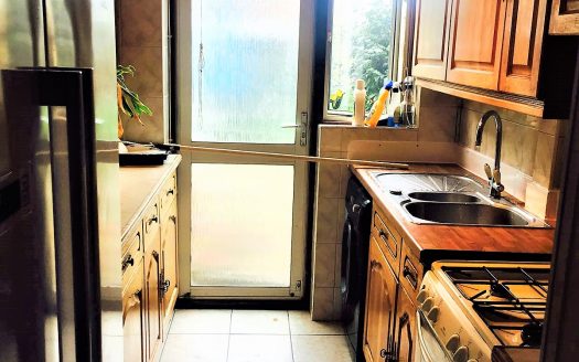 2 Bed House in Canning Town