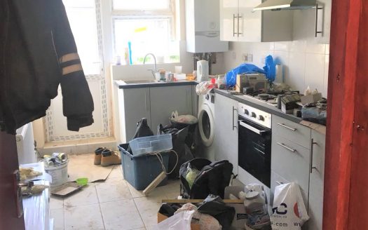 5 Bed House to let in Seven Kings, IG3