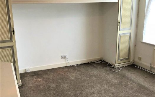 3 Bedroom House House to Let in Ilford