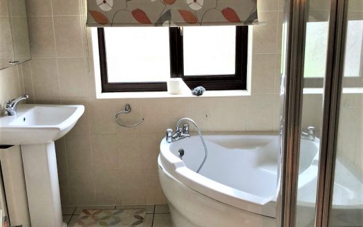 3 Bedroom House House to Let in Ilford