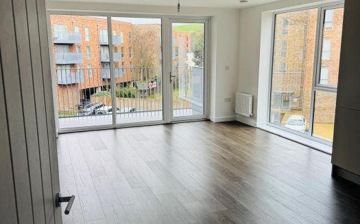 Luxury 2-Bedroom New-Build Apartment